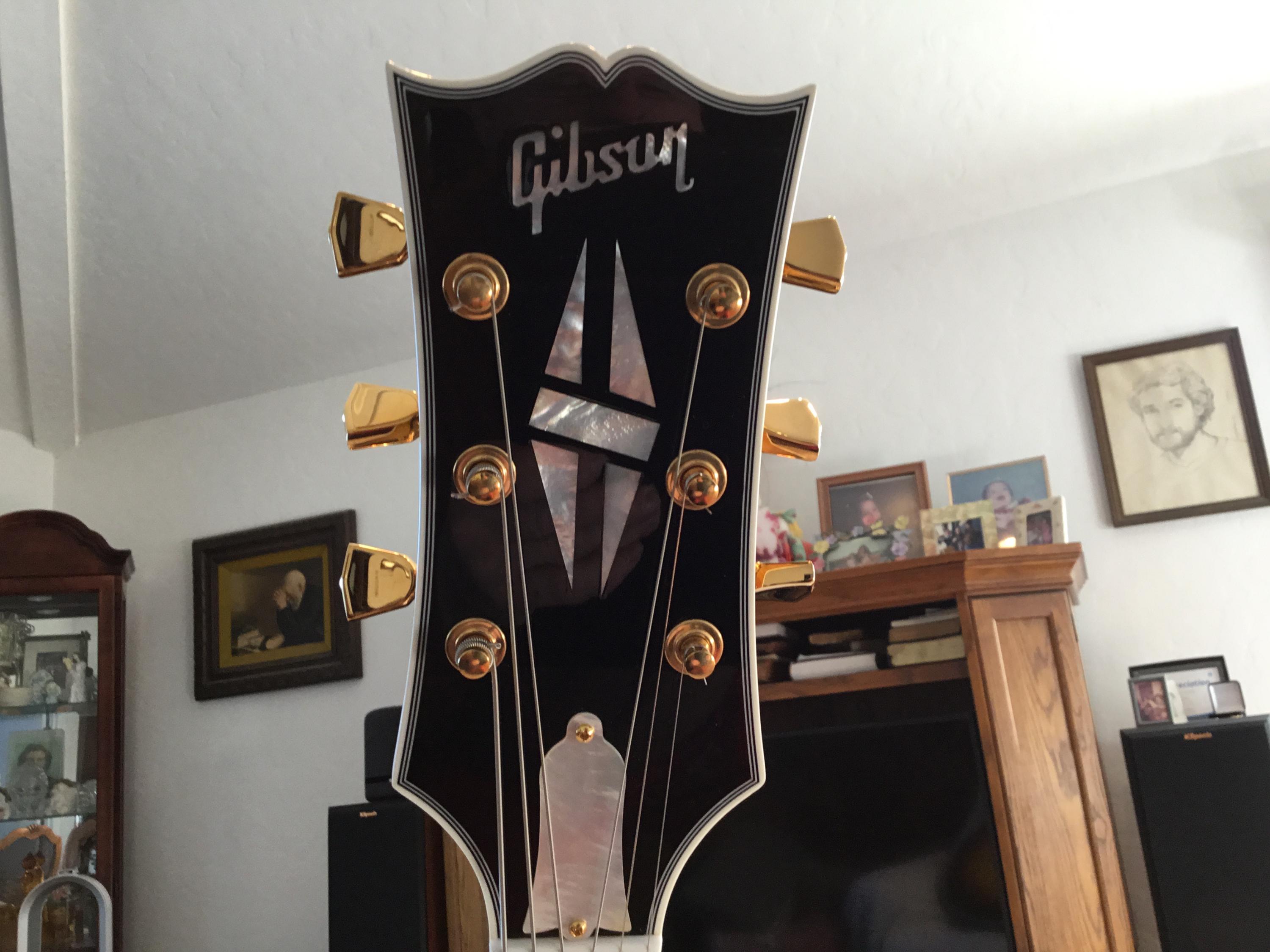 2009 Gibson Super 400-fc91f6e4-612b-4beb-a81d-305b3810056b-jpg
