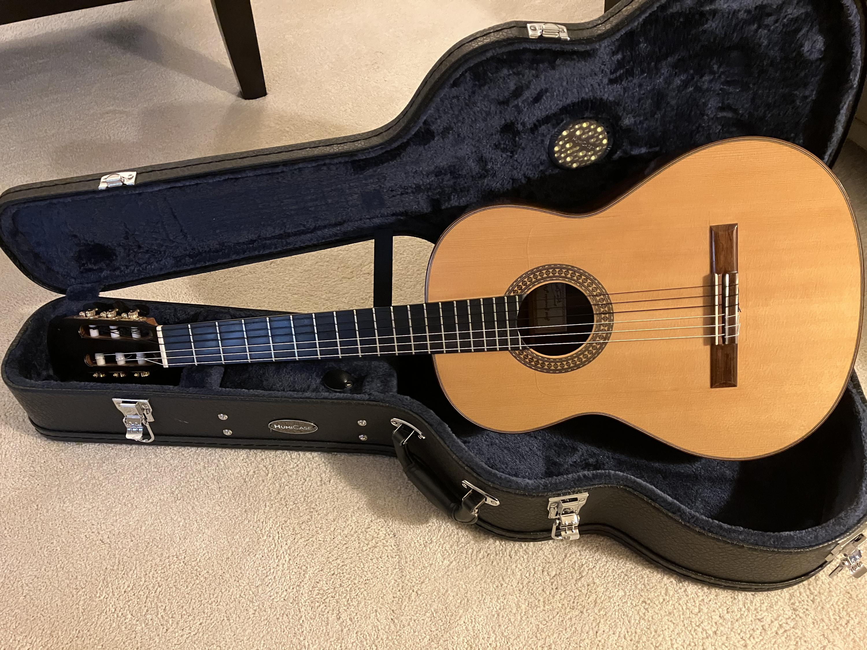 Cordoba case with built-in humiifier.-d9b57e45-3a28-45ad-a368-475723e3a497-jpg