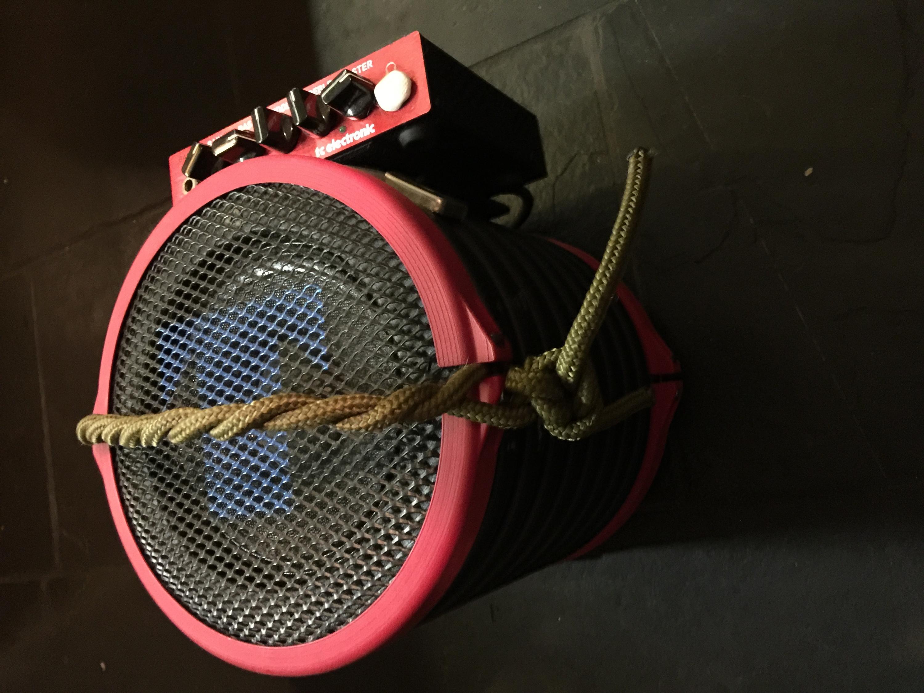 Toob Metro Speakers-5628db99-3c48-42c4-a433-7937a91f6e3d-jpg