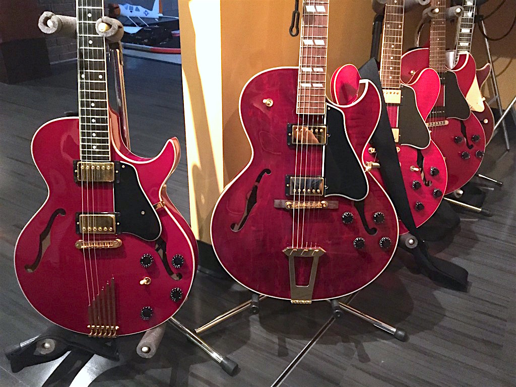 Gibson Howard Roberts Fusion-red-guitars-jpg