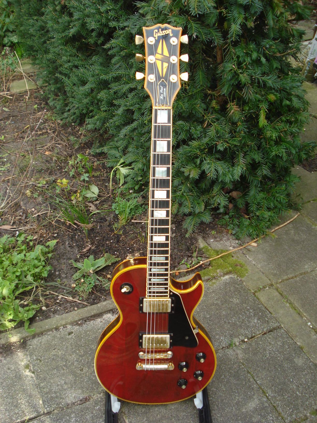 Would you buy a vintage guitar with a repaired headstock break?-86185906_2930779440286374_5651250945112145920_n-jpg