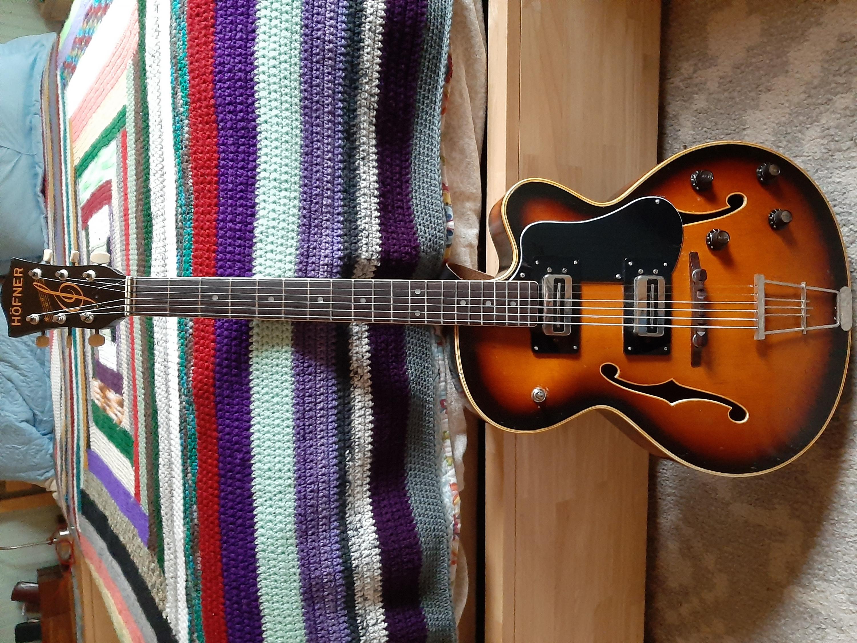 A Hofner Thread-20230202_141943-jpg