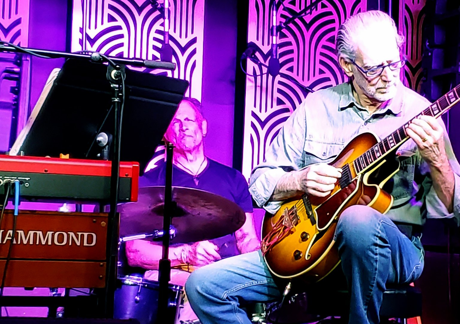 Poll - Solid State vs Tube Amps for Jazz Guitar-on_af@jhom_cropped-jpg