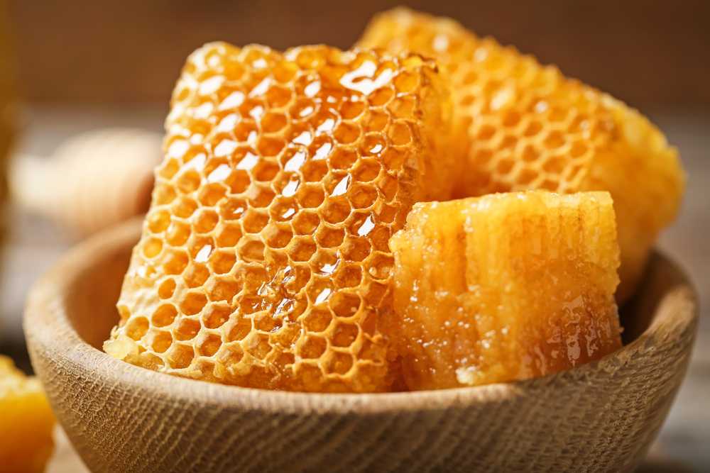 Playing the changes vs. playing over the key center-honeycomb-jpg