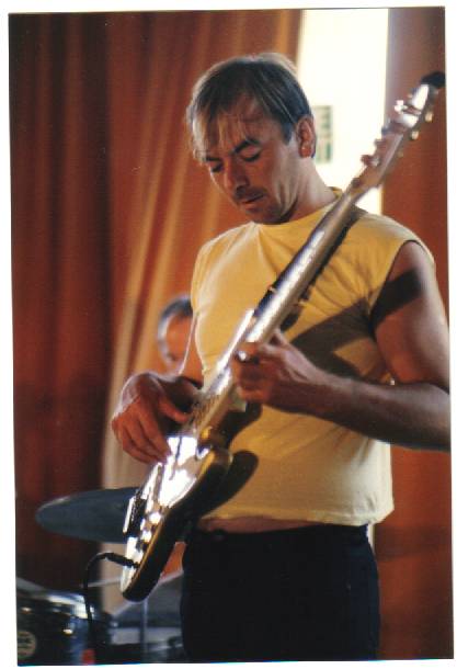 Bass Guitar-jazz-bass-brecon-jpg