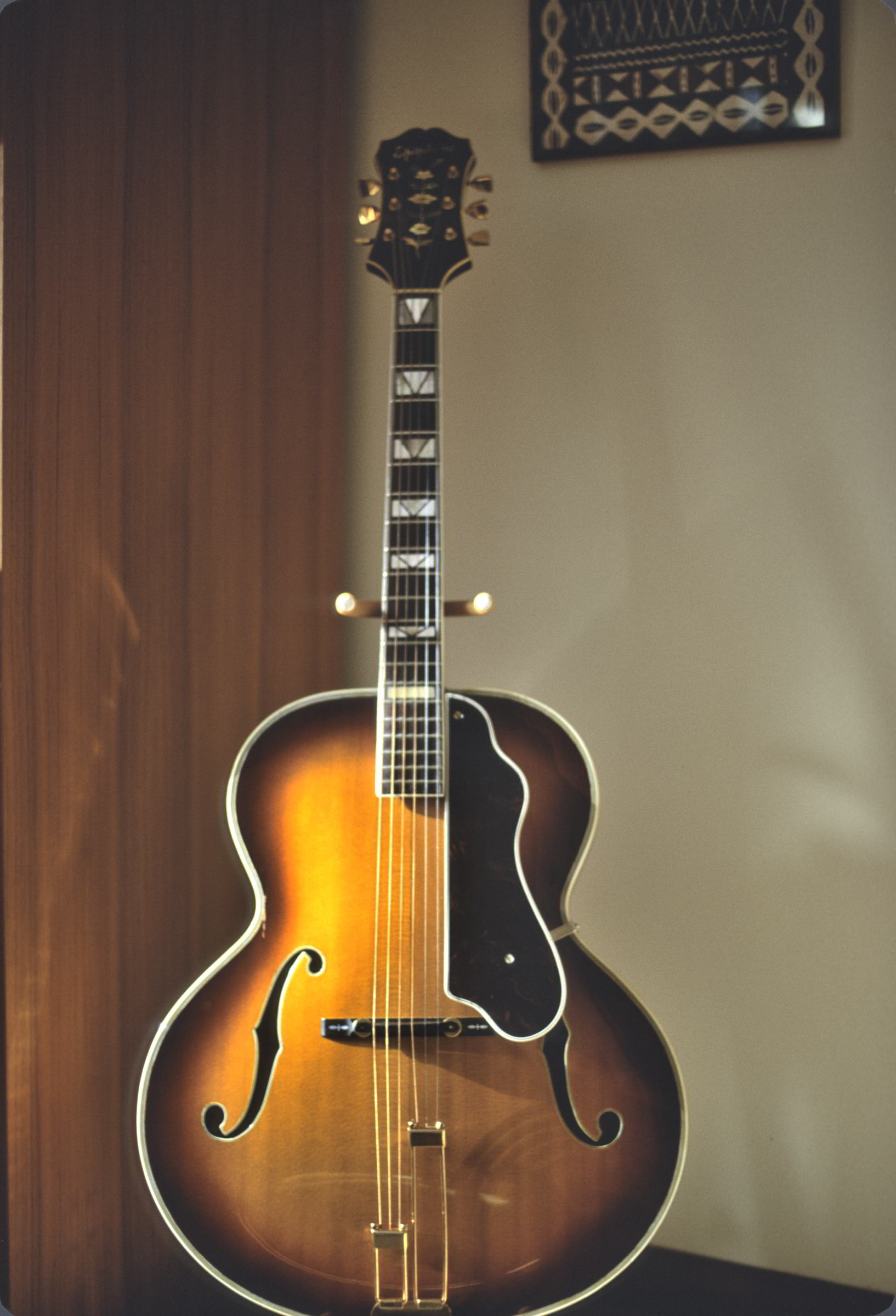 The Blonde or the Brunette? Two great 1939 Epiphone Emperor Guitars.-epi-emp-sb-front_14-jpg