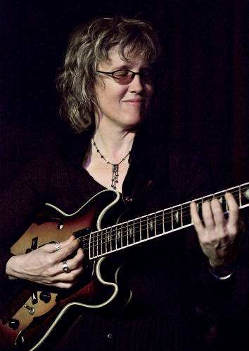 Benson Picking technique on Gibson L5 Wesmo-sherylbailey-jpg