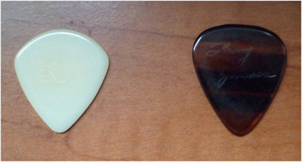 Benson Picking technique on Gibson L5 Wesmo-jazzpicks-jpg