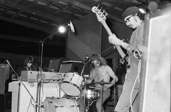 Best fusion albums of all time-bilzen69_soft_machine-jpg