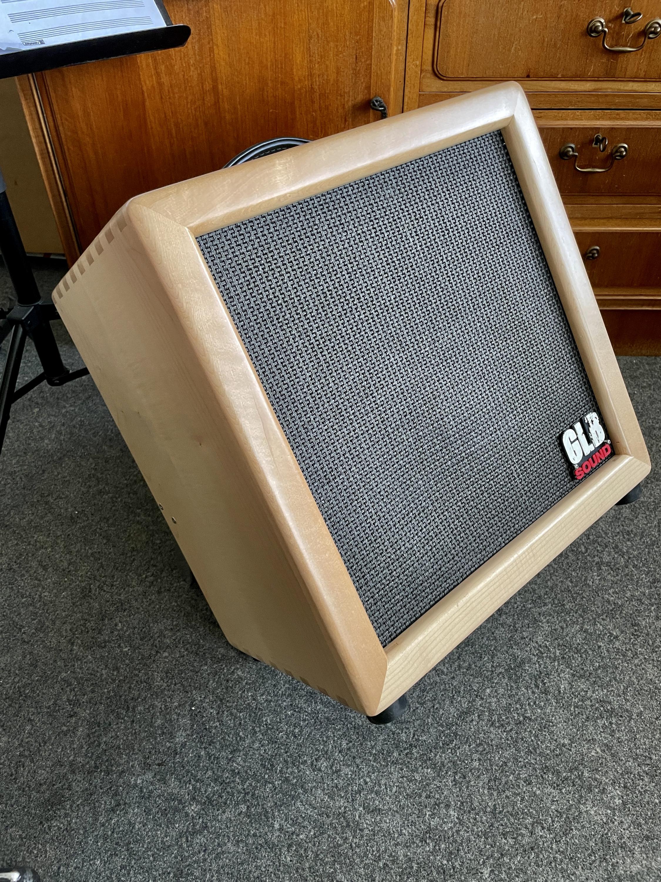 GLB Sound GIG50 40 Watt combo amp (EU)-img_8108-jpg