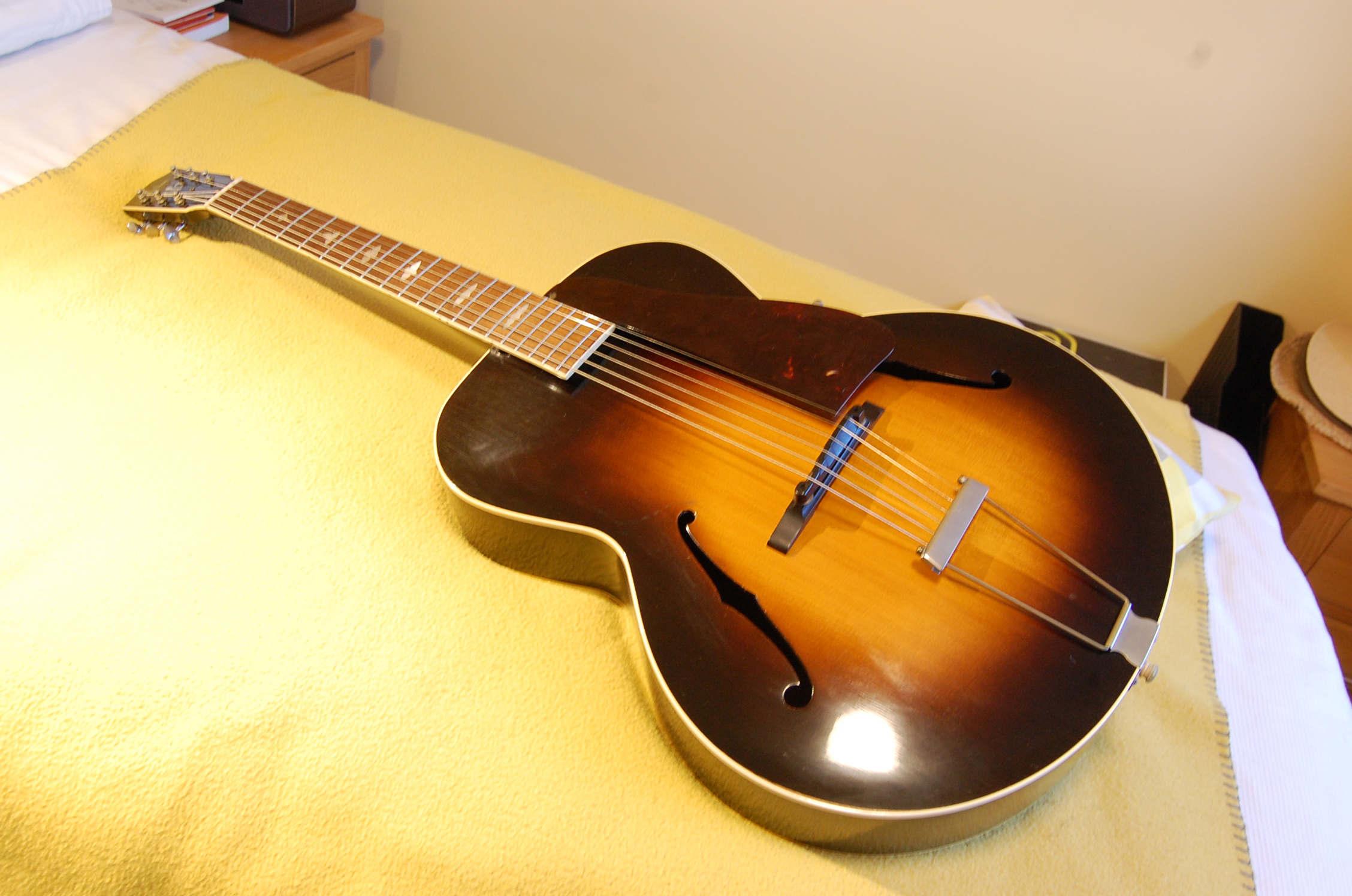 Gibson L-4 - 16&quot; F hole (1934 build - 1935 model)-dsc_0715-jpg