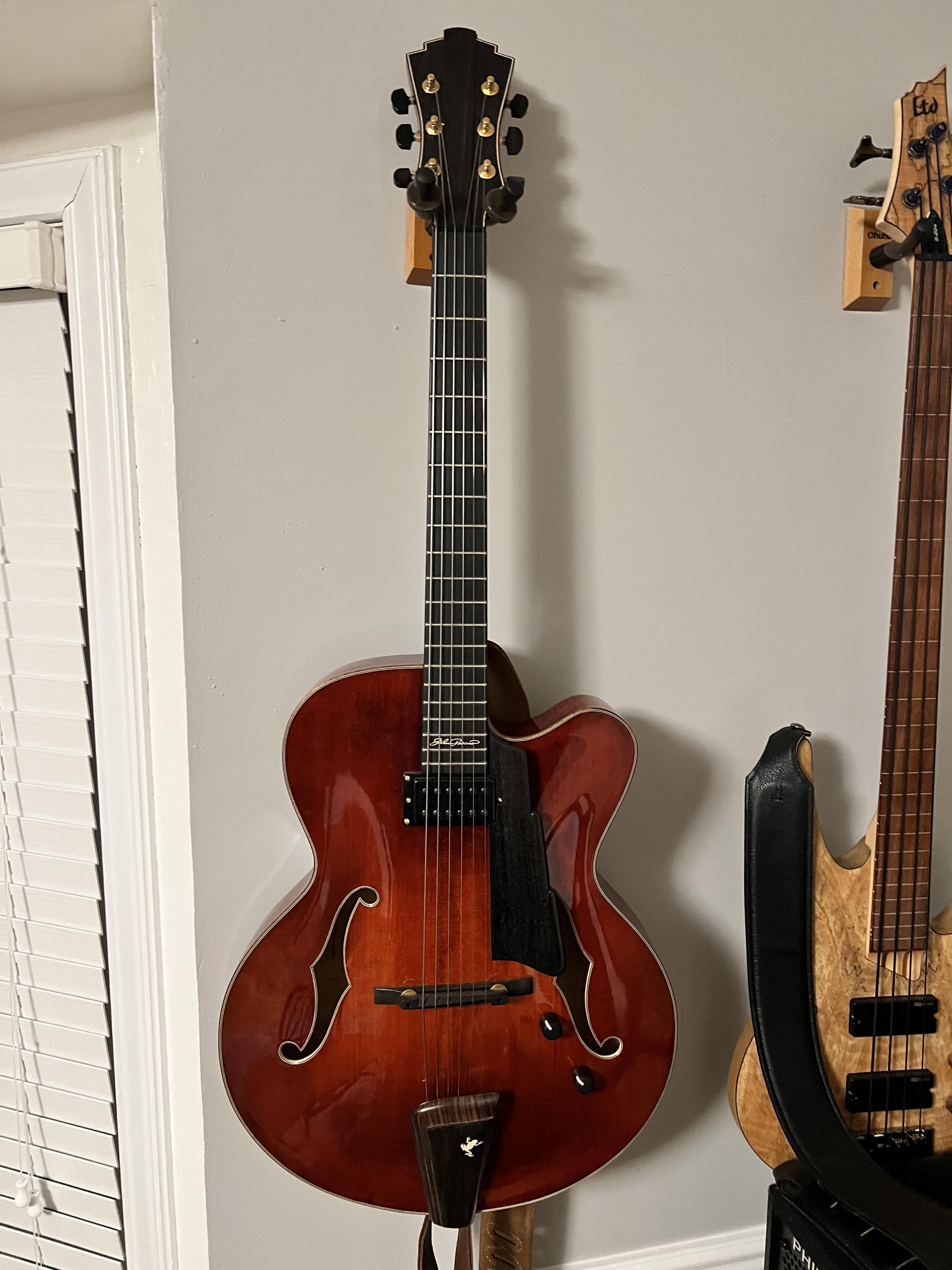 Eastman AR880CE John Pisano Signature Archtop-00-img_2090-jpg