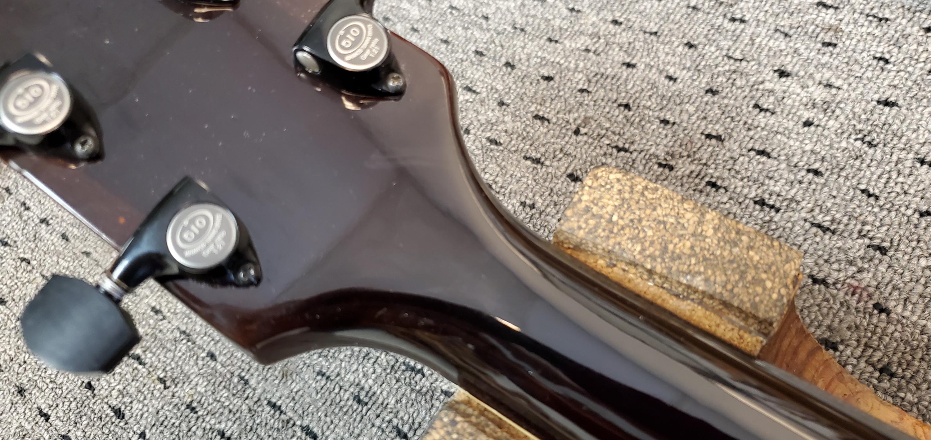 2001 Heritage 575 Spruce top  - 50-20250506_0857171-jpg