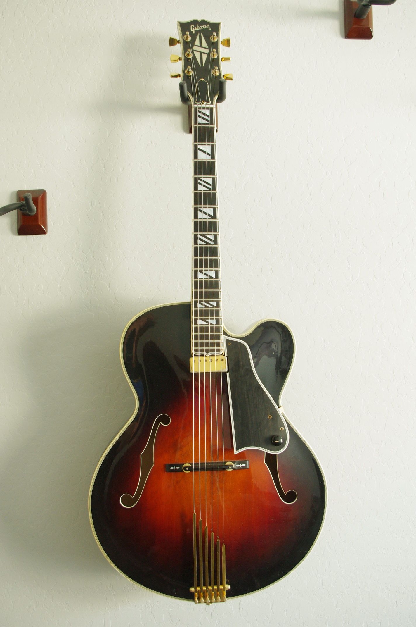 1979 Gibson Super V BJB-front-small-jpg
