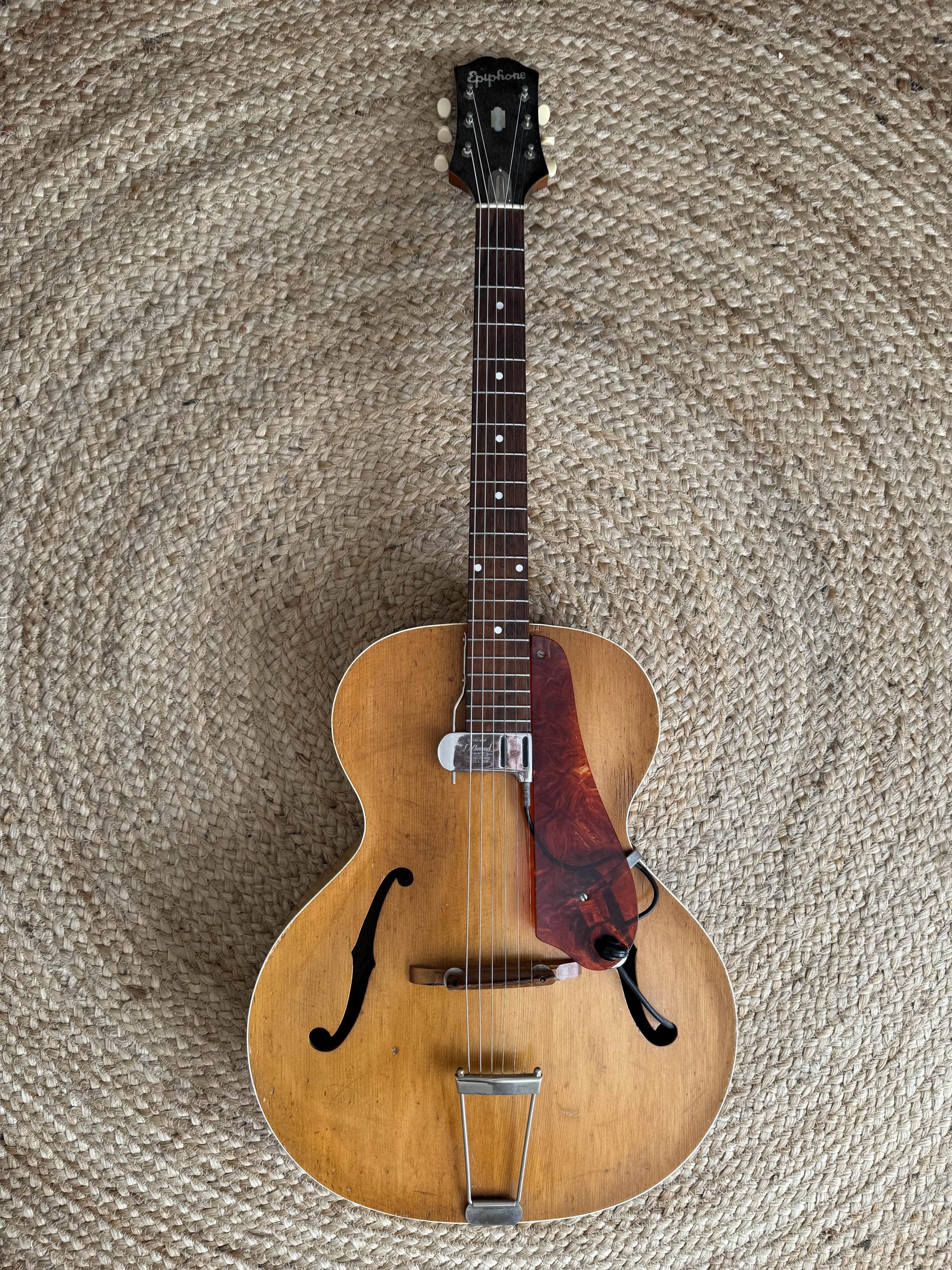 Vintage Archtop Collection for sale in Paris-zenith-front-jpg