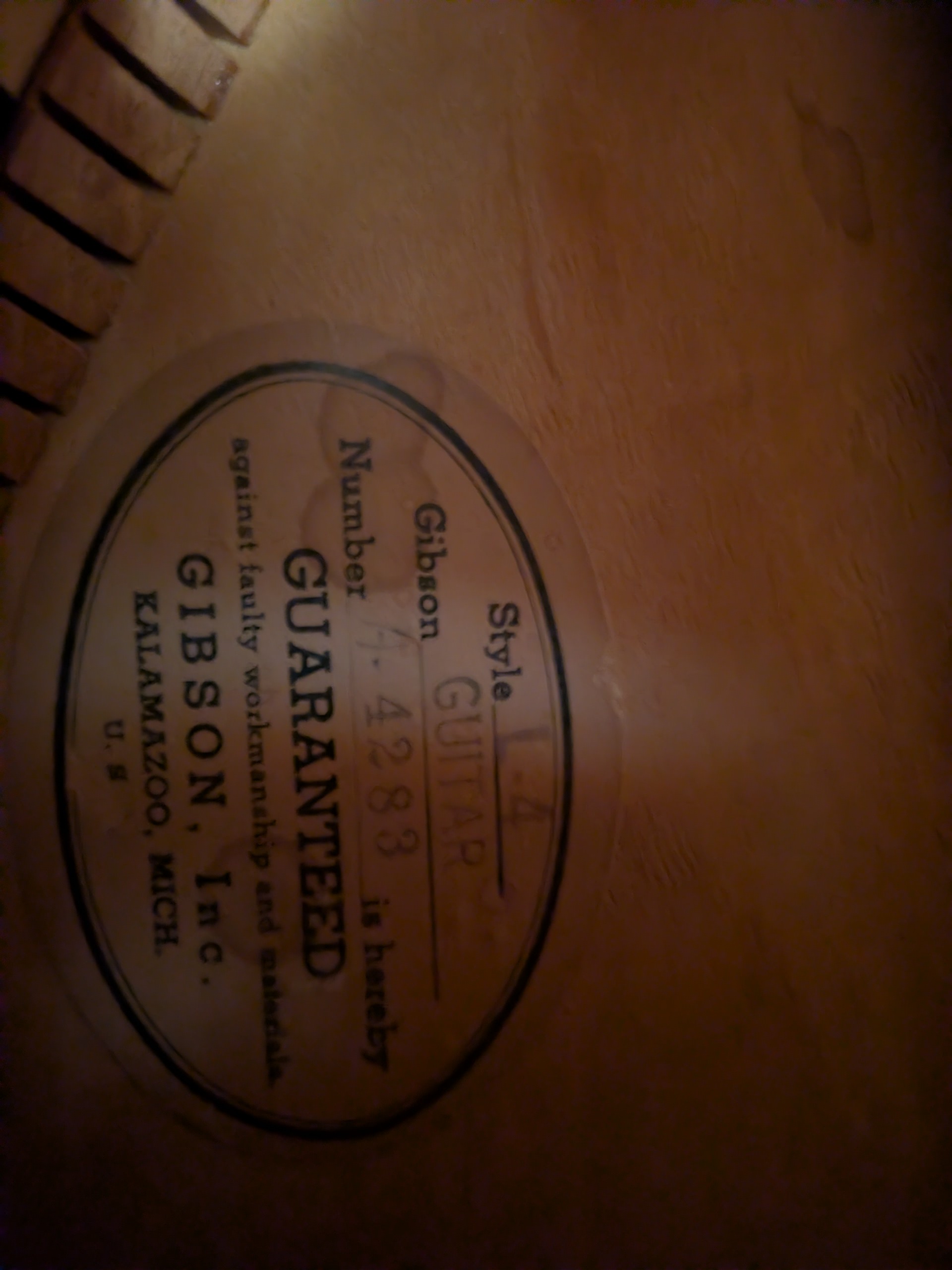 1949 Gibson L-4 archtop. Players grade-pxl_20251111_232256220-night-jpg