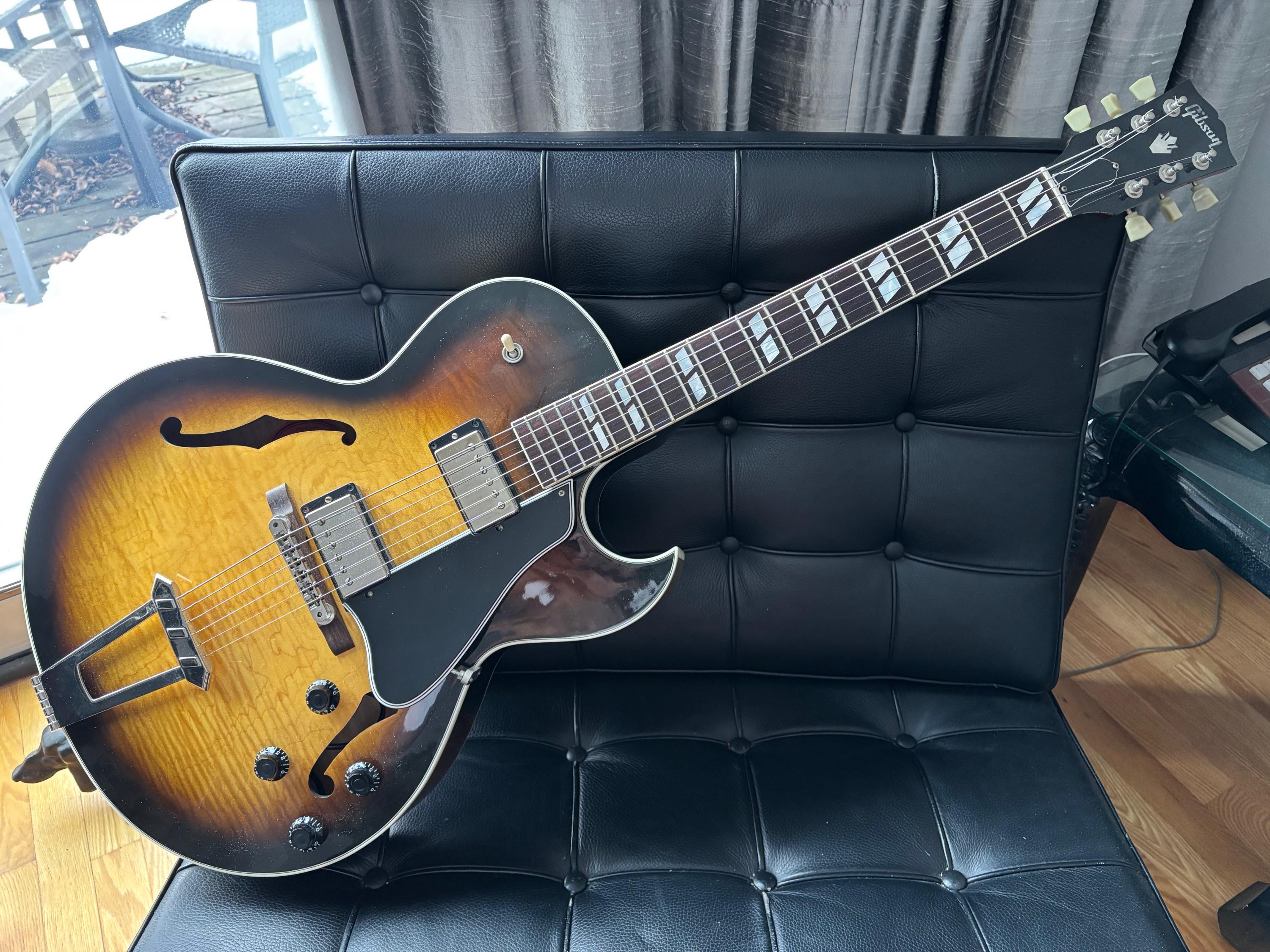 Gibson 175 near Toronto-1-gib-es175_6072-jpg