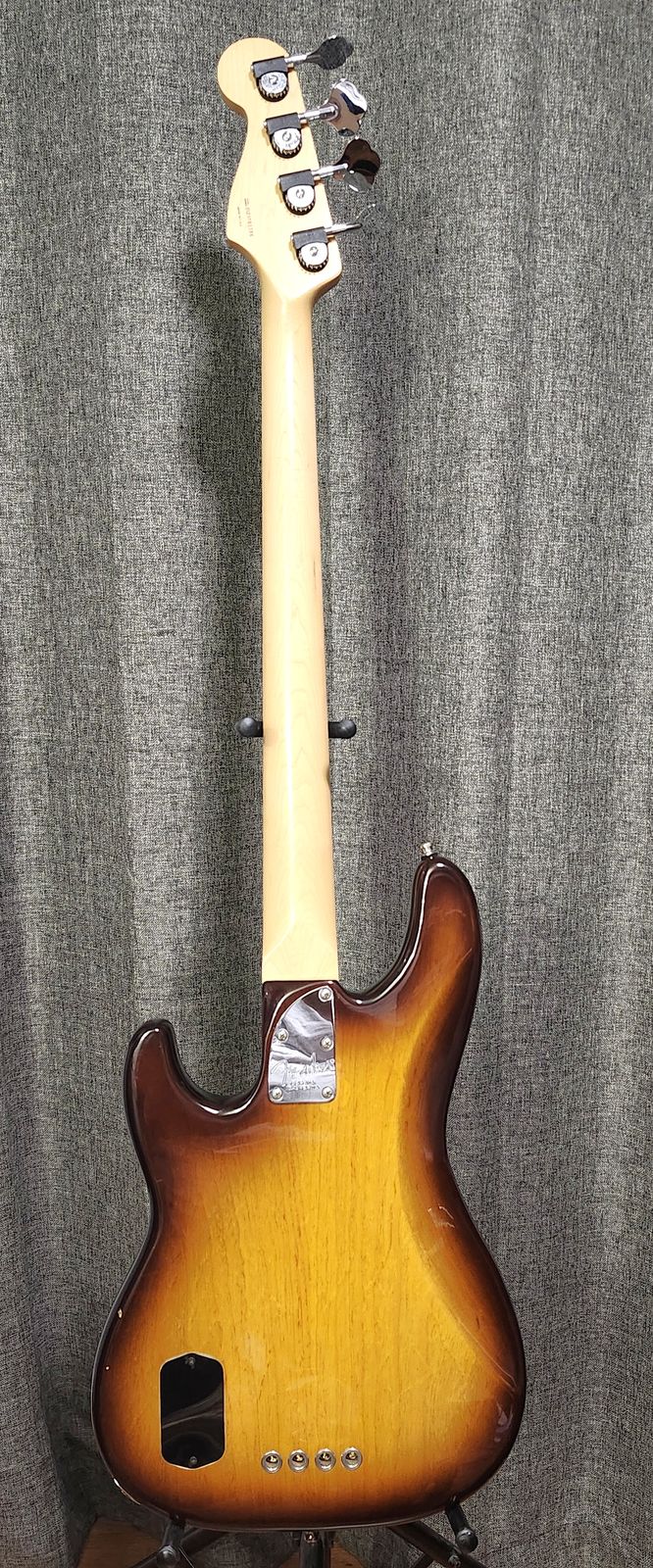 Fender American Deluxe Precision Bass (Upgraded)-3fc4efcb-18ff-483e-b226-275f452f3173-jpg