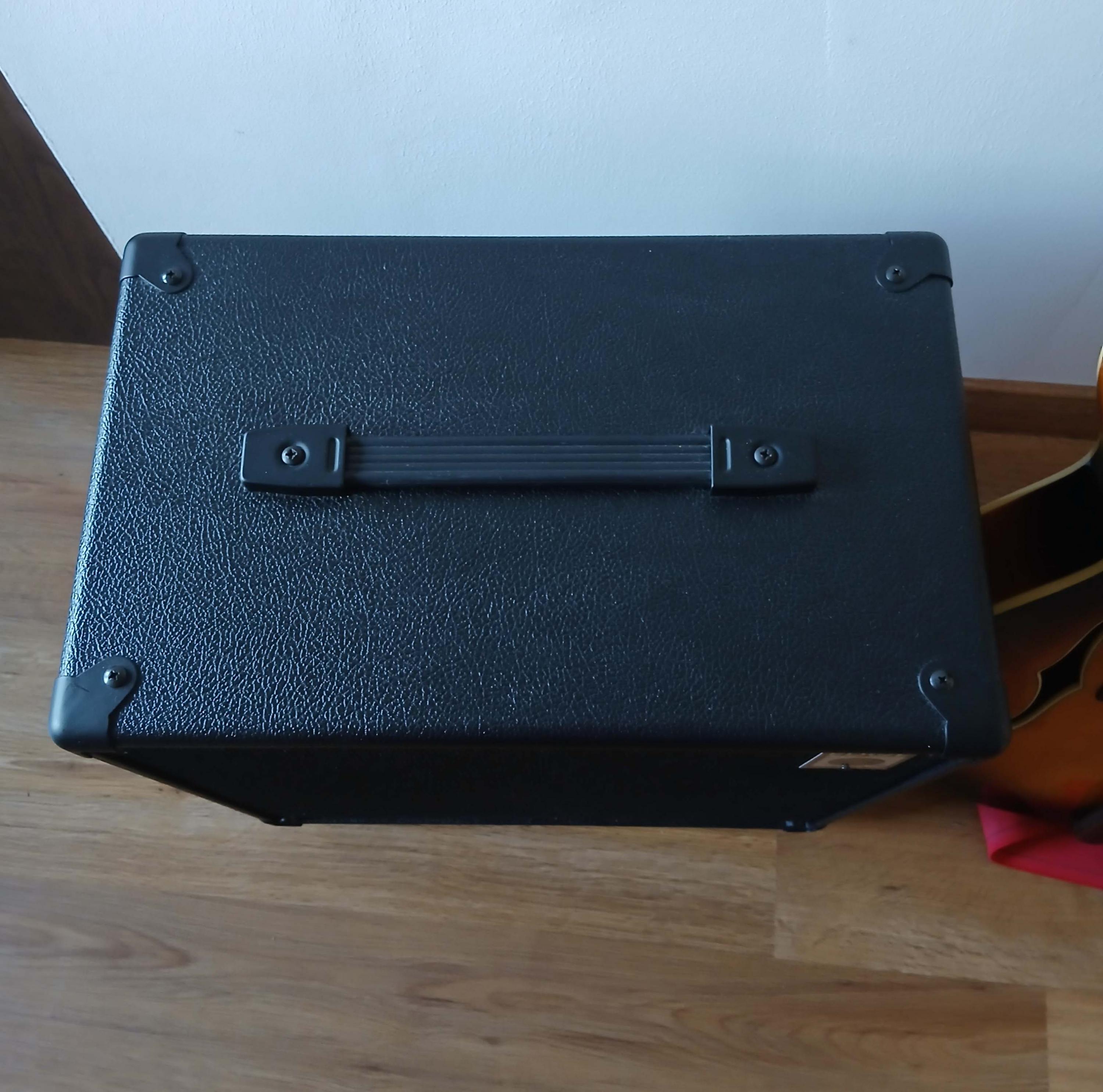 Raezer&acute;s Edge Open-Back Cabinet 1x10 (EU)-20260330_105953-jpg