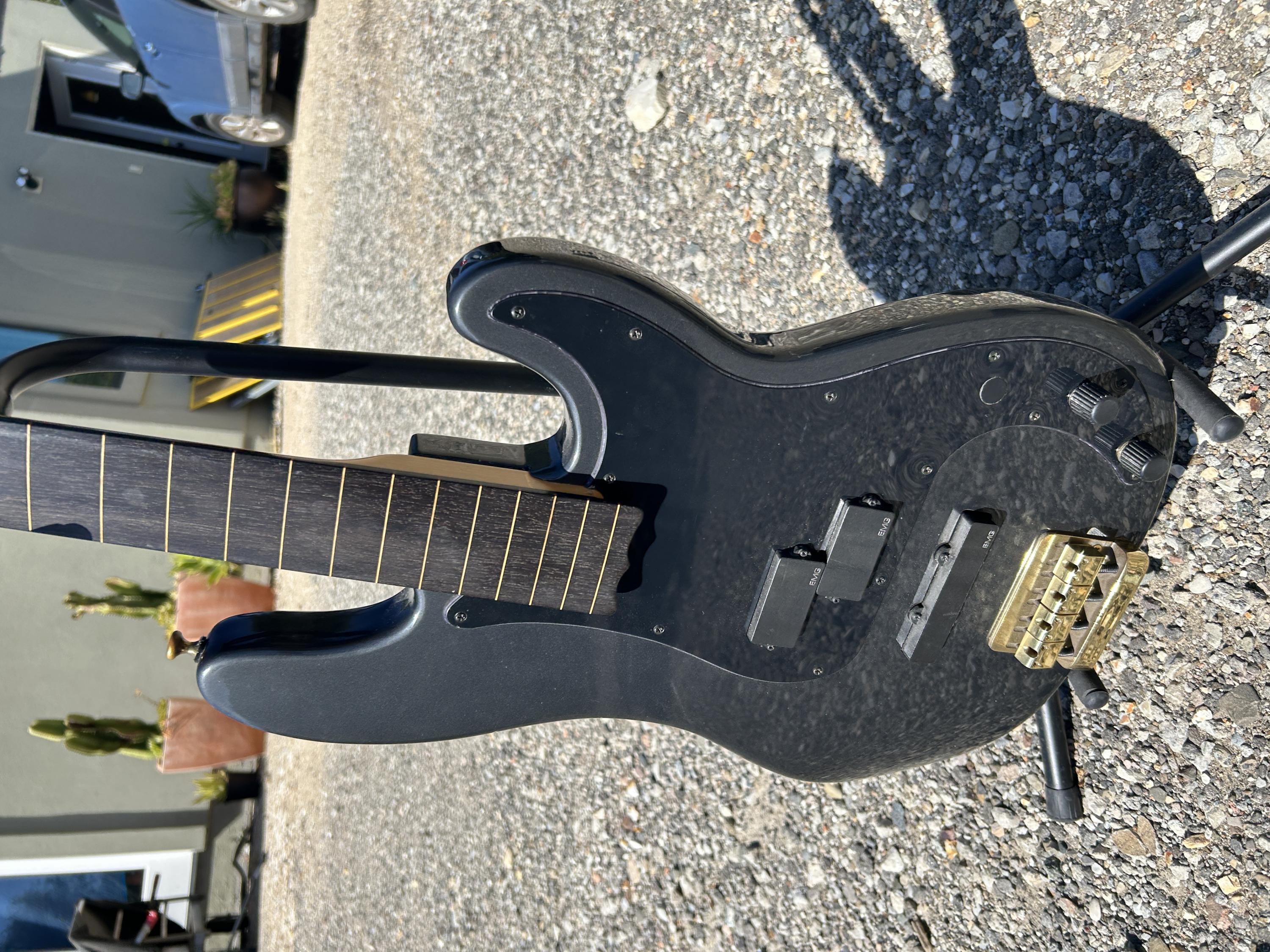 Fretless J bass neck and extras-img-1817-jpg