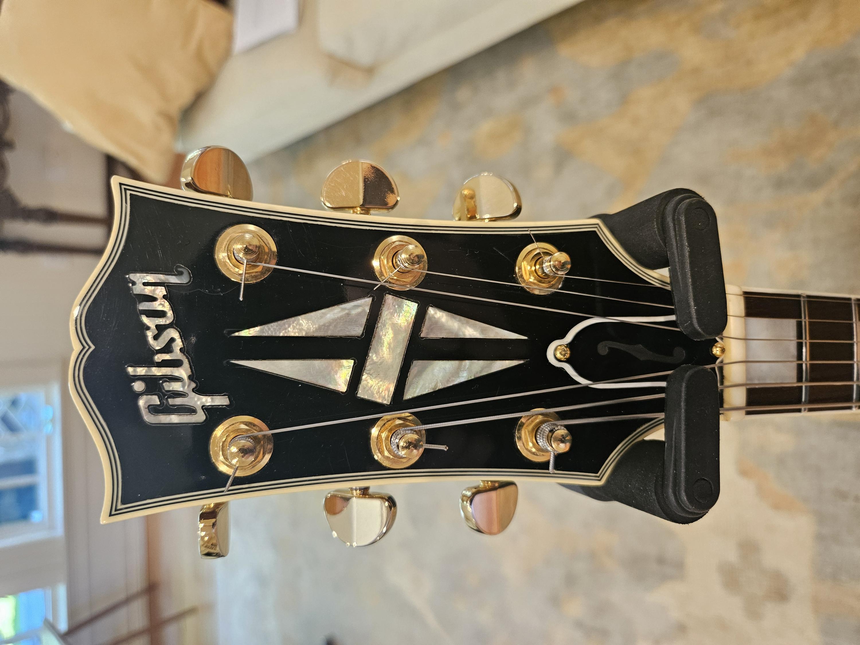 Gibson ES-275-20260504_095454-jpg
