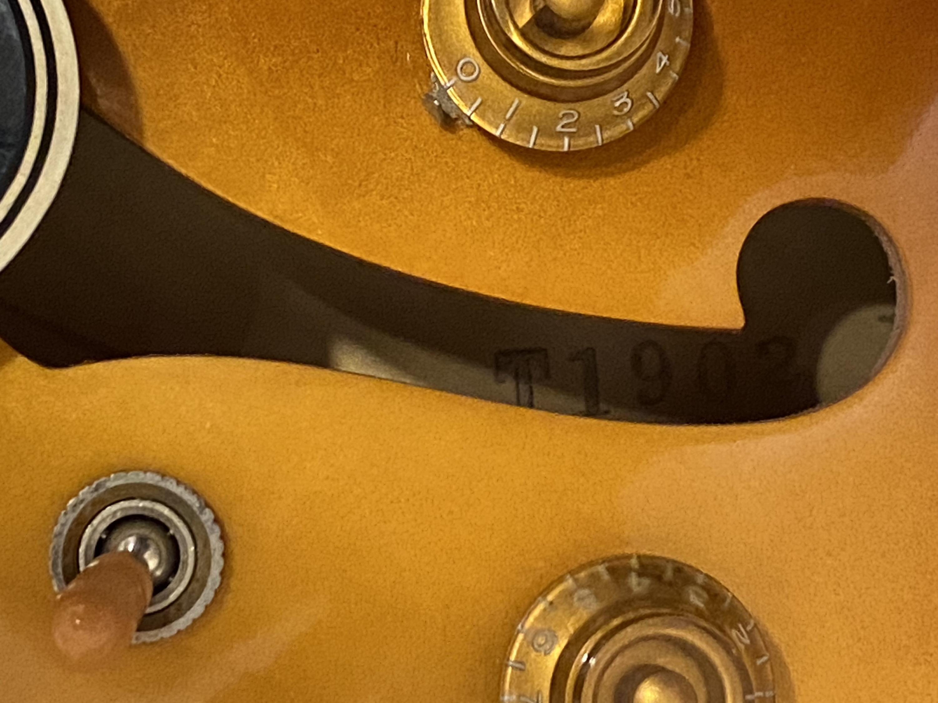 2013 Gibson ES-330 &rsquo;59 Historic Reissue VOS &ndash; Vintage Sunburst-6-jpg