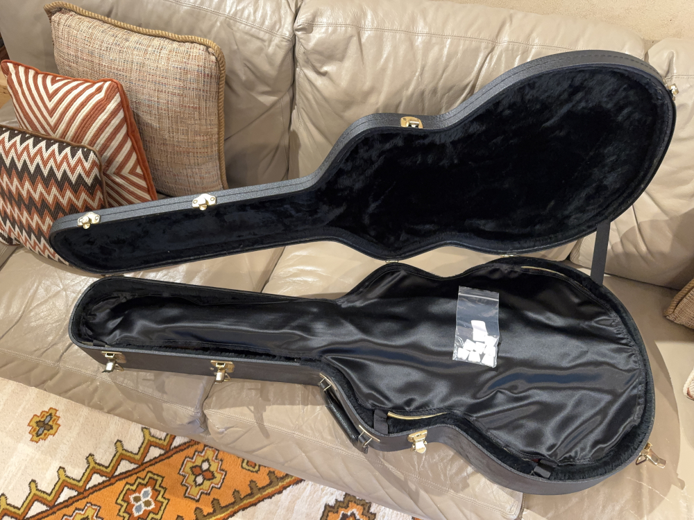 Ibanez AF207 (7 string archtop) in excellent condition from original owner-under_case_drape-jpg