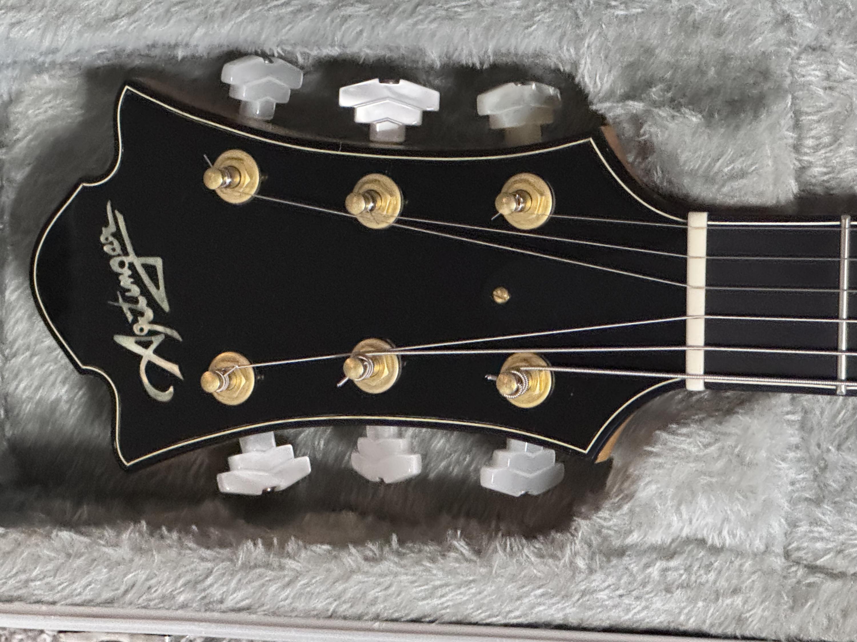 Artinger Archtop - 1997 - First guitar Matt ever sold!-img_4743-jpg