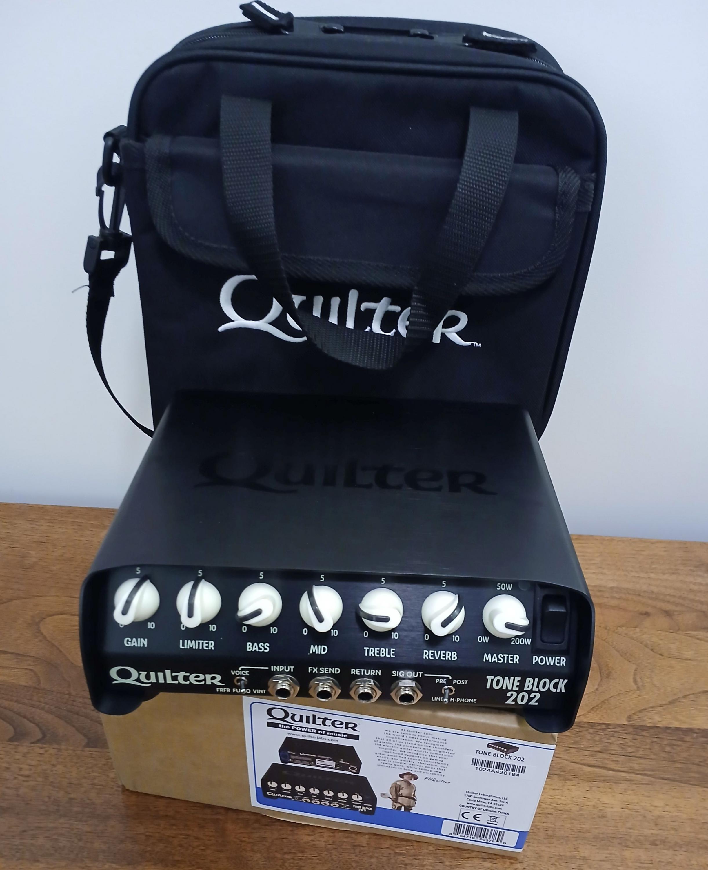 Quilter Tone Block 202 - 200 watts, 3.3 lbs. (IN CANADA)-quilter202frontwithbag-jpg