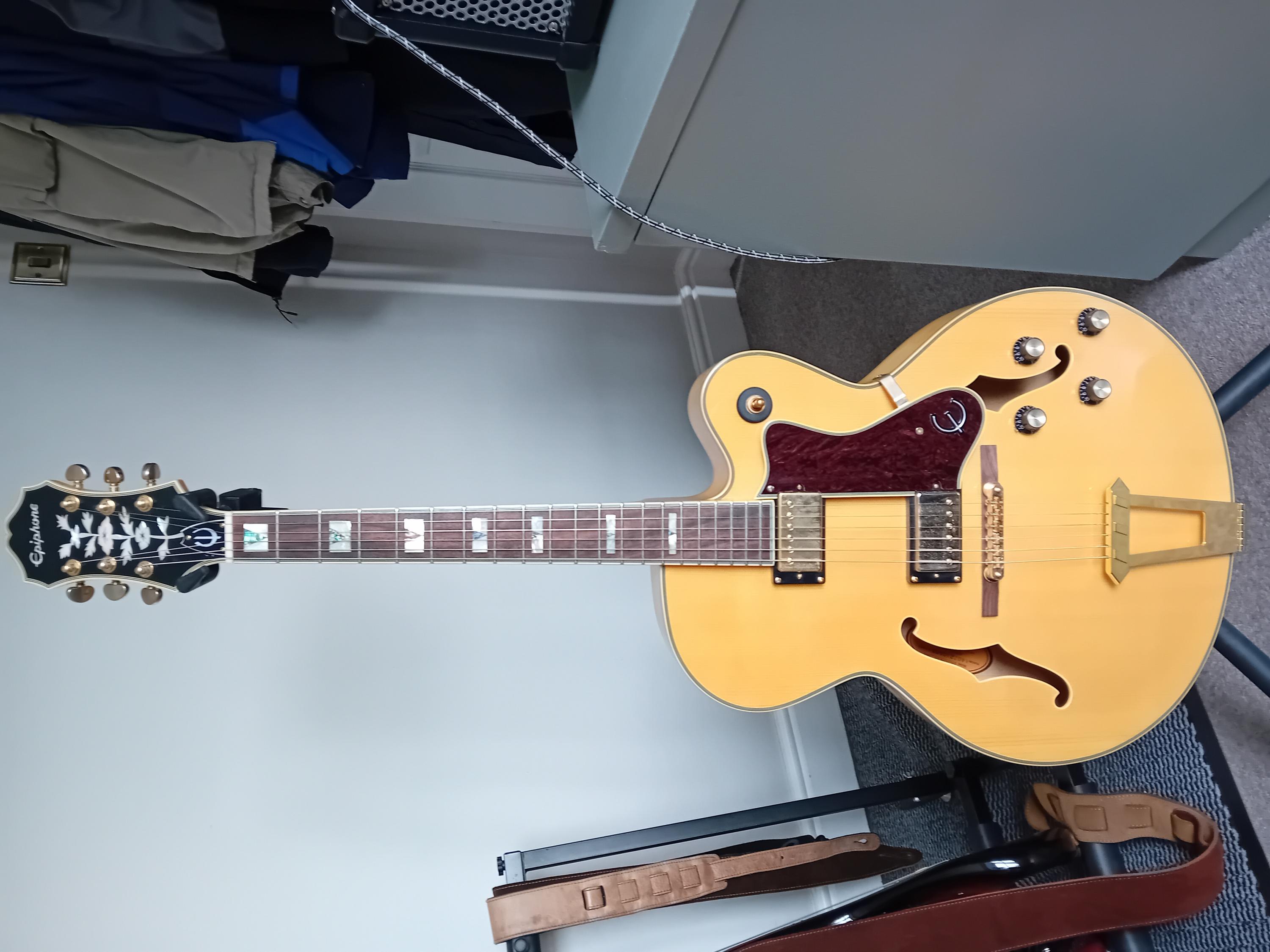 Epiphone Broadway 2014 reissue-20260701_143353-jpg