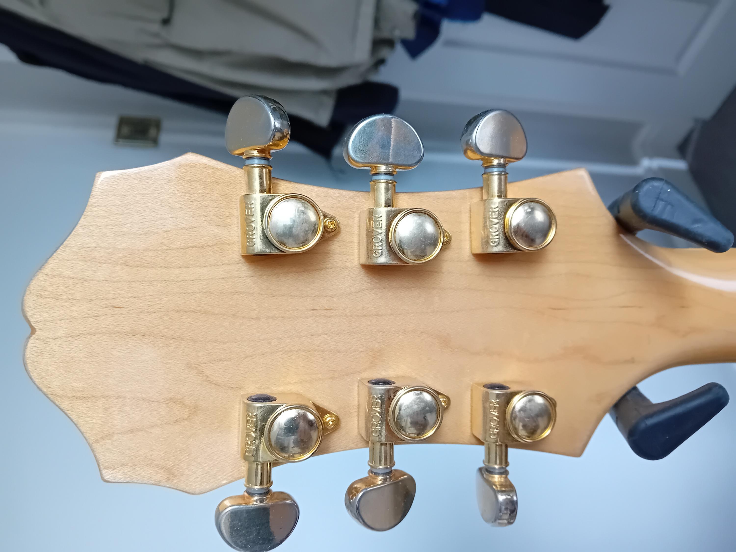 Epiphone Broadway 2014 reissue-20260701_143441-jpg