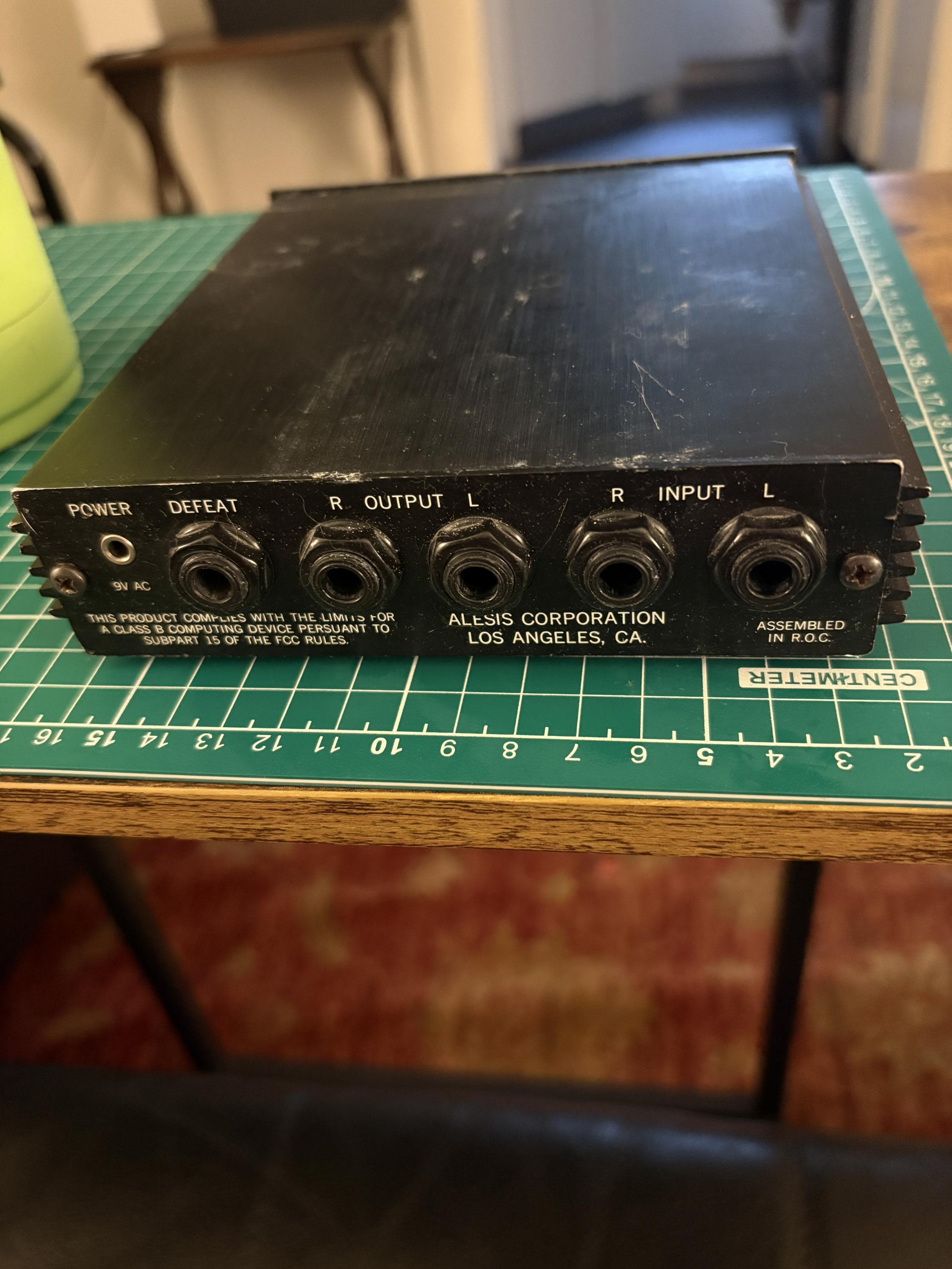  Alesis MicroVerb 1990s w/ power supply-img_9648-2-jpg