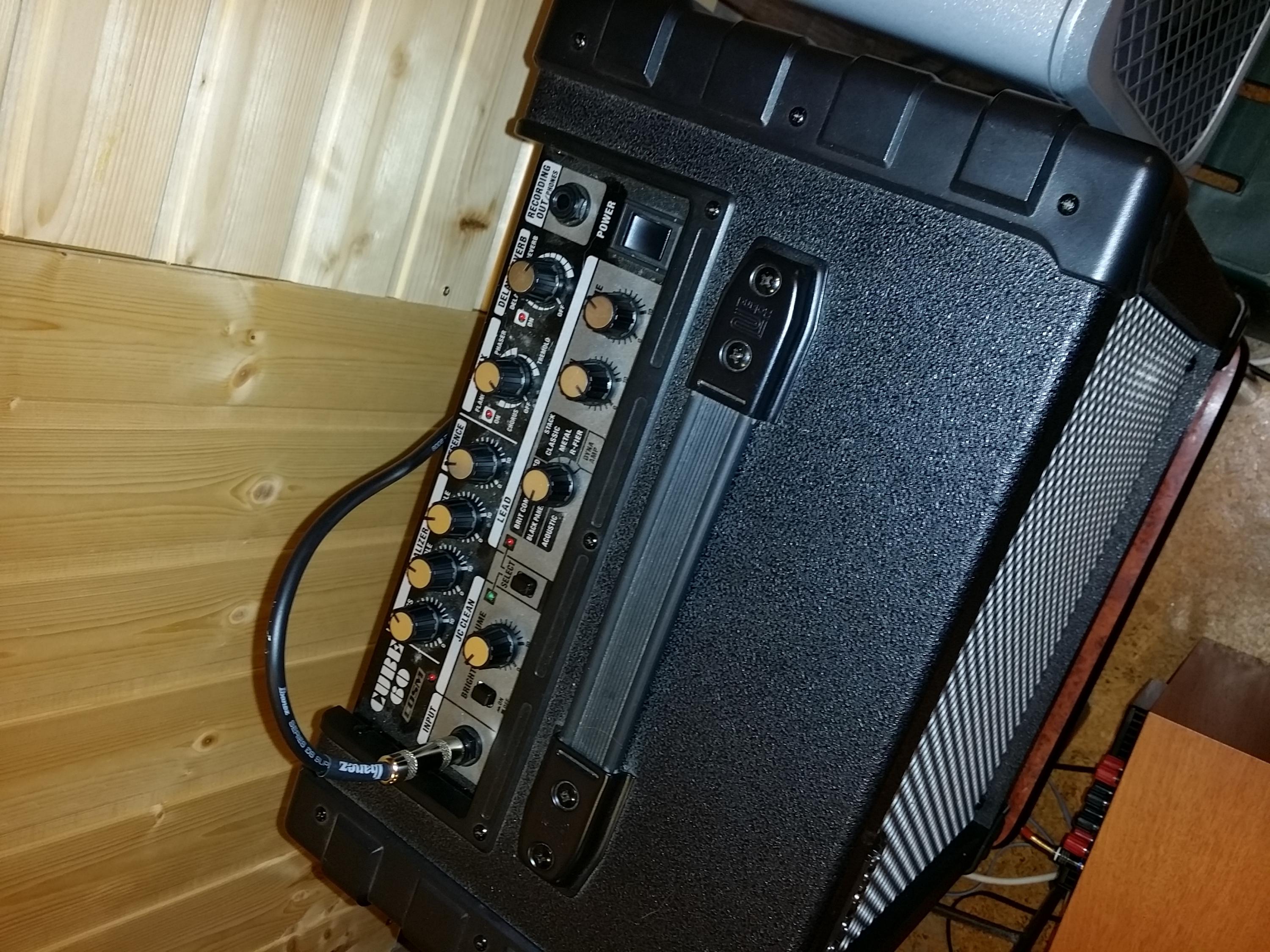 Roland Cube 60 COSM-20140107_191332-jpg