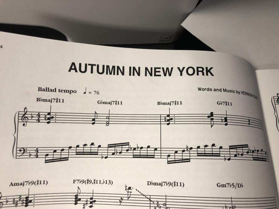 Analyze this Bud Powell (Autumn in New York)-1b0806a3-d4b7-4fd6-8f2a-cb6f6c2ba6c1-jpg